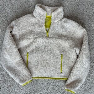 Girlfriend Collective Cropped Sherpa Half Zip